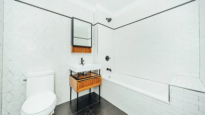 Rented by Nooklyn NYC LLC | media 44