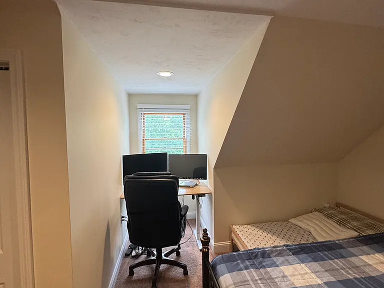 955 Pleasant St #13 — Photo 10