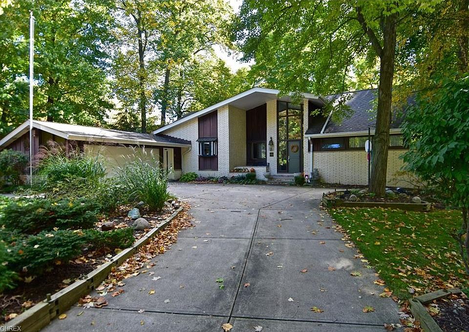 1st image of 4361 Valley Forge Dr