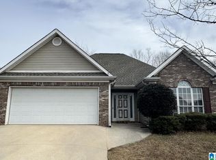 4231 Candle Brook Ln, Bessemer, AL 35022