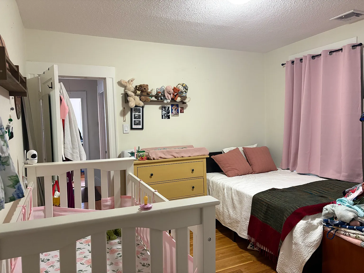 2 bed, 1100 sqft, $2,900 — Photo 2