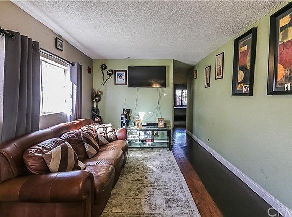 2nd image of 11451 Belcher St