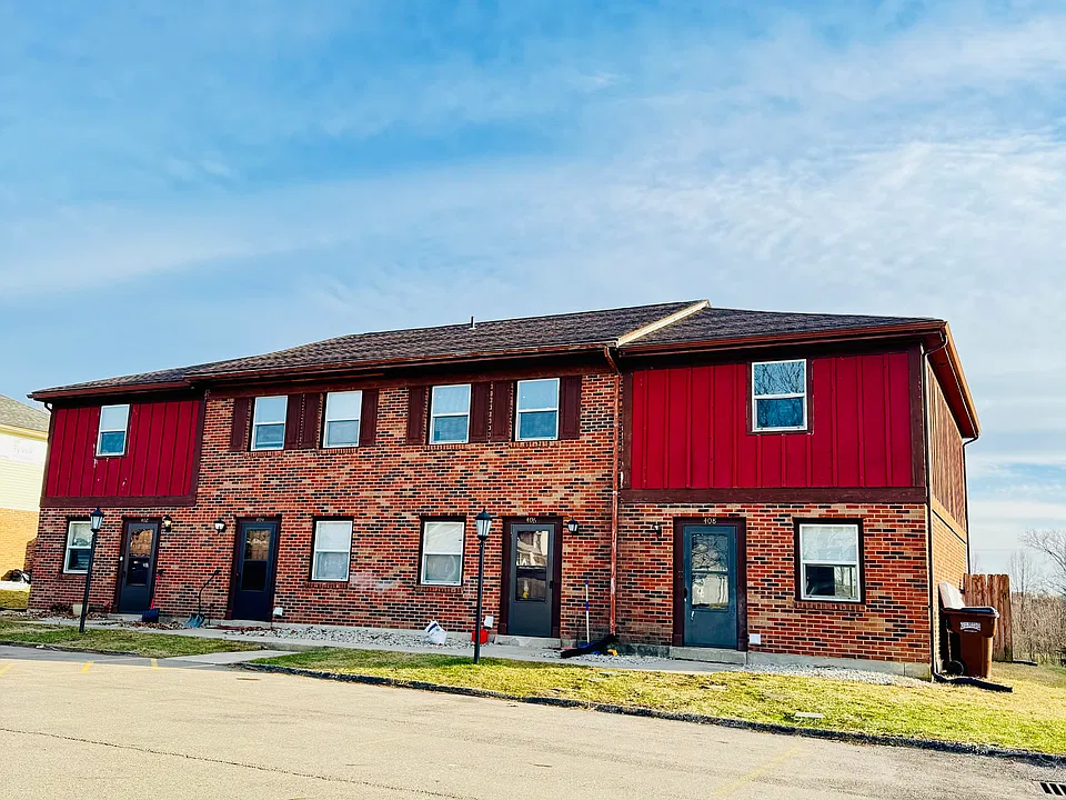 402-408 Windsor Park Dr