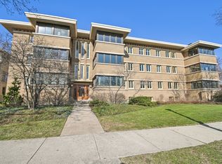 177 Linden Ave APT 1, Oak Park, IL 60302