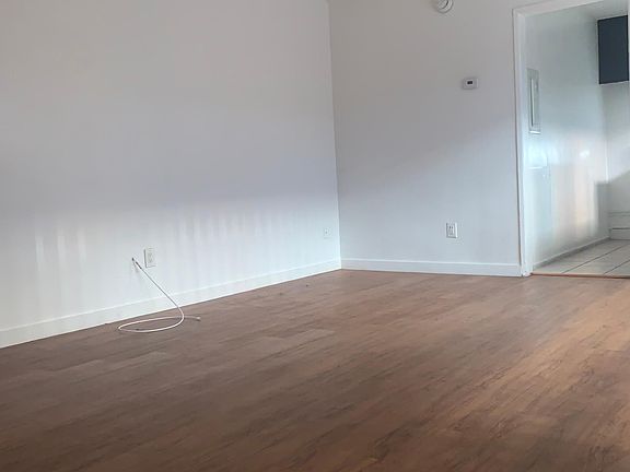 2nd image of 8960 Orion Ave APT 11