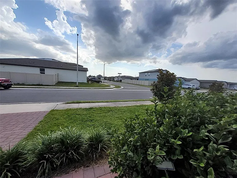 3166 Viceroy Ct — Photo 3