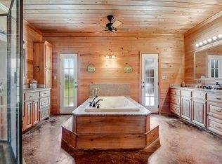17550 Morales Ln, Livingston, LA 70754