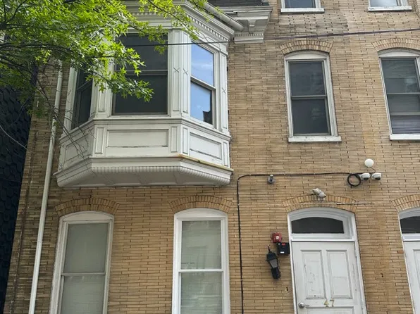 47 N Newberry St APT 2, York, PA 17401