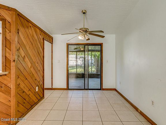 5th image of 580 Higgs Ave NW