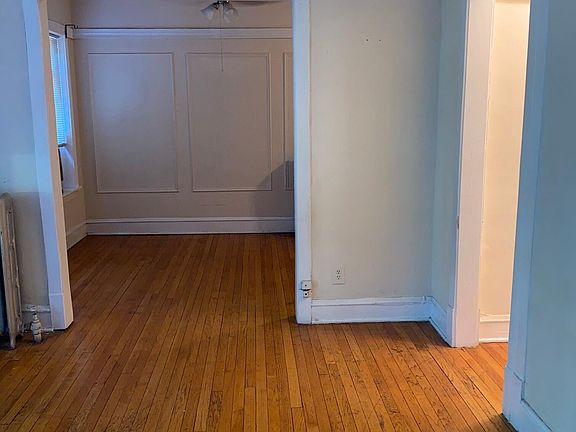 3rd image of 634 W Arlington Pl #3J