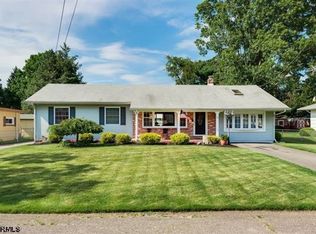 64 W Summit St, Vineland, NJ 08360