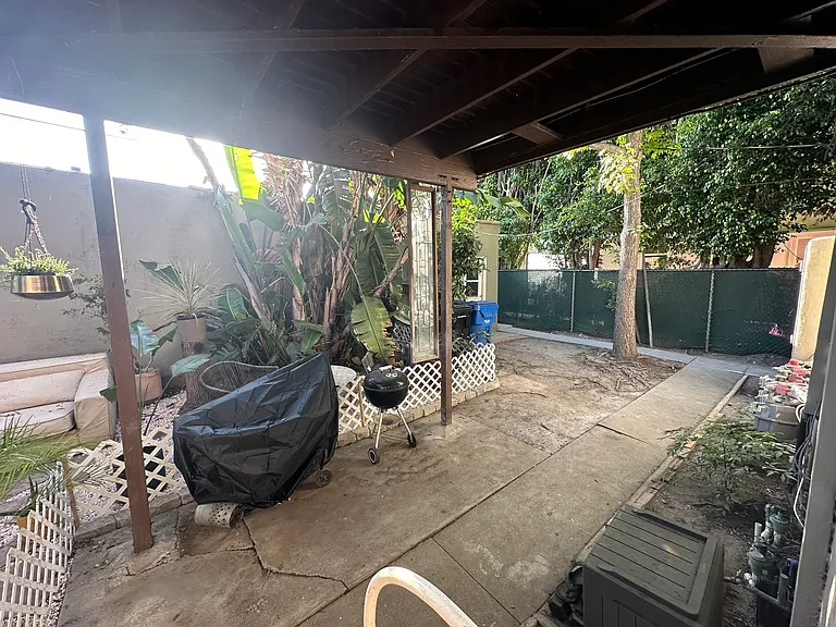 131 S Harper Ave — Photo 9