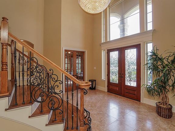 5th image of 7409 Sadler Ct
