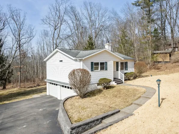 341 Tilbury Hill Rd, Endicott, NY 13760