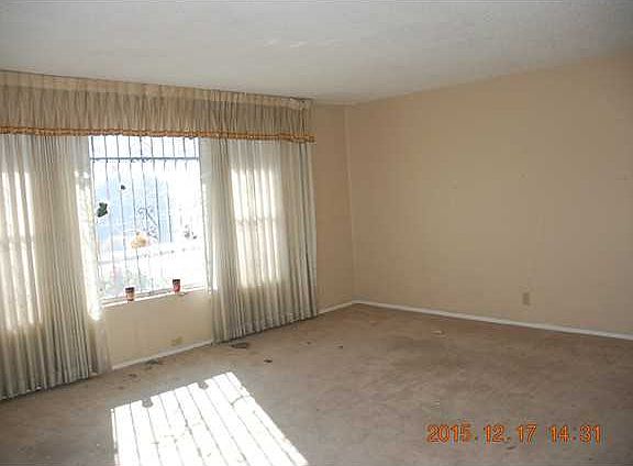 4th image of 3535 Aurora Ave