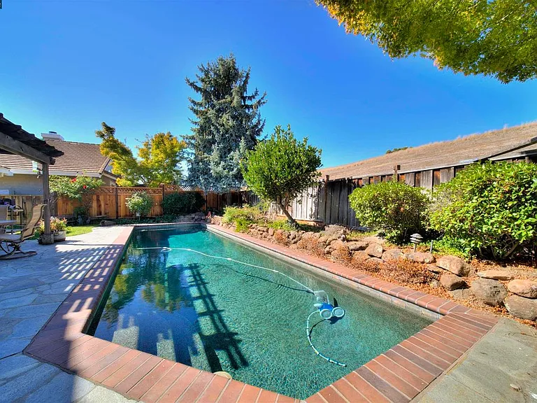 3000 Marble Canyon Pl — Photo 31