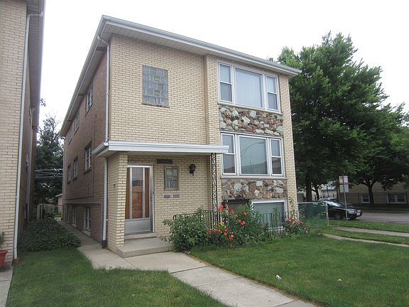 4th image of 5806 S Archer Ave