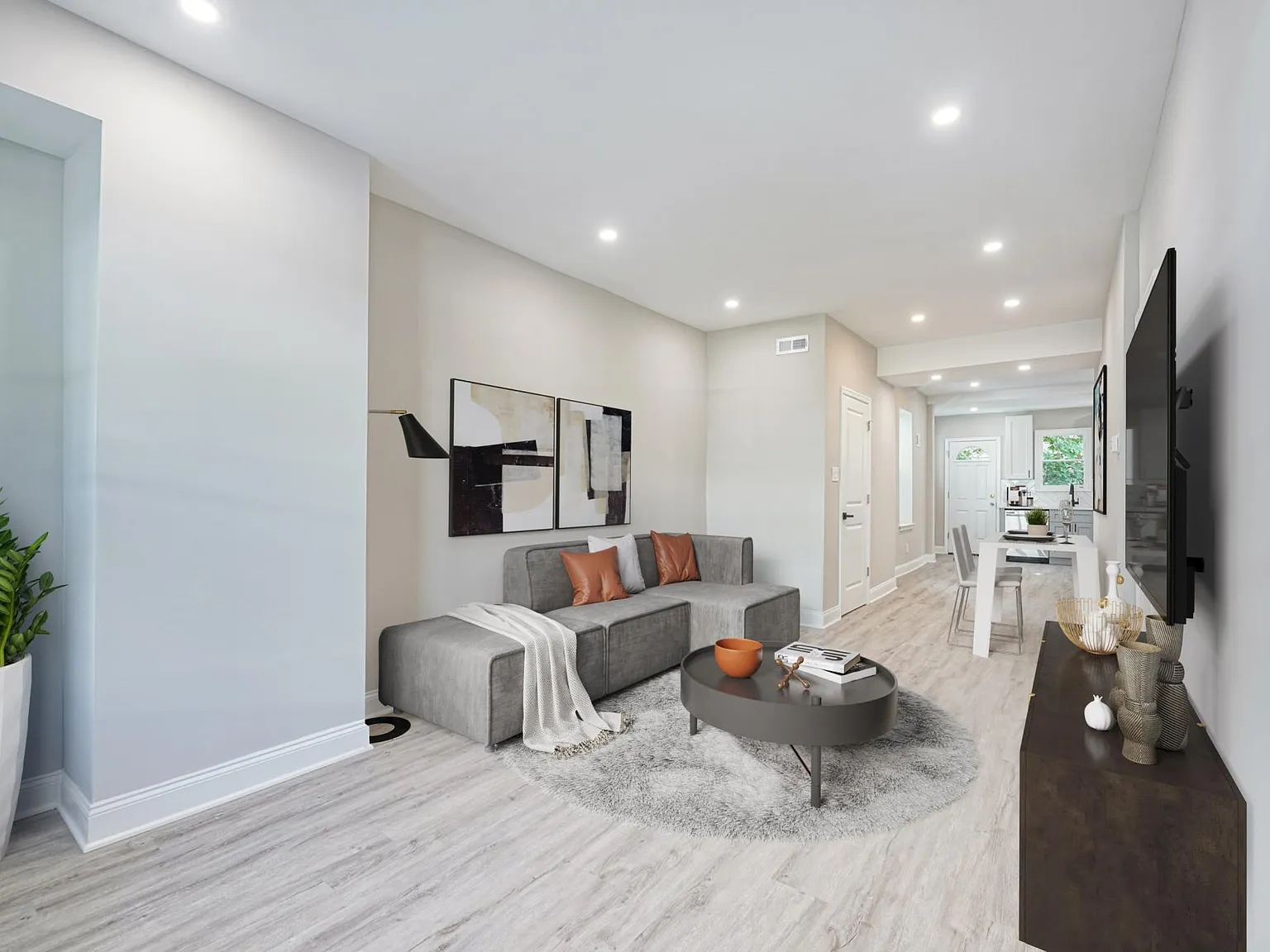 3 bed, 1.5 bath, 1260 sqft, $1,750 — Photo 2