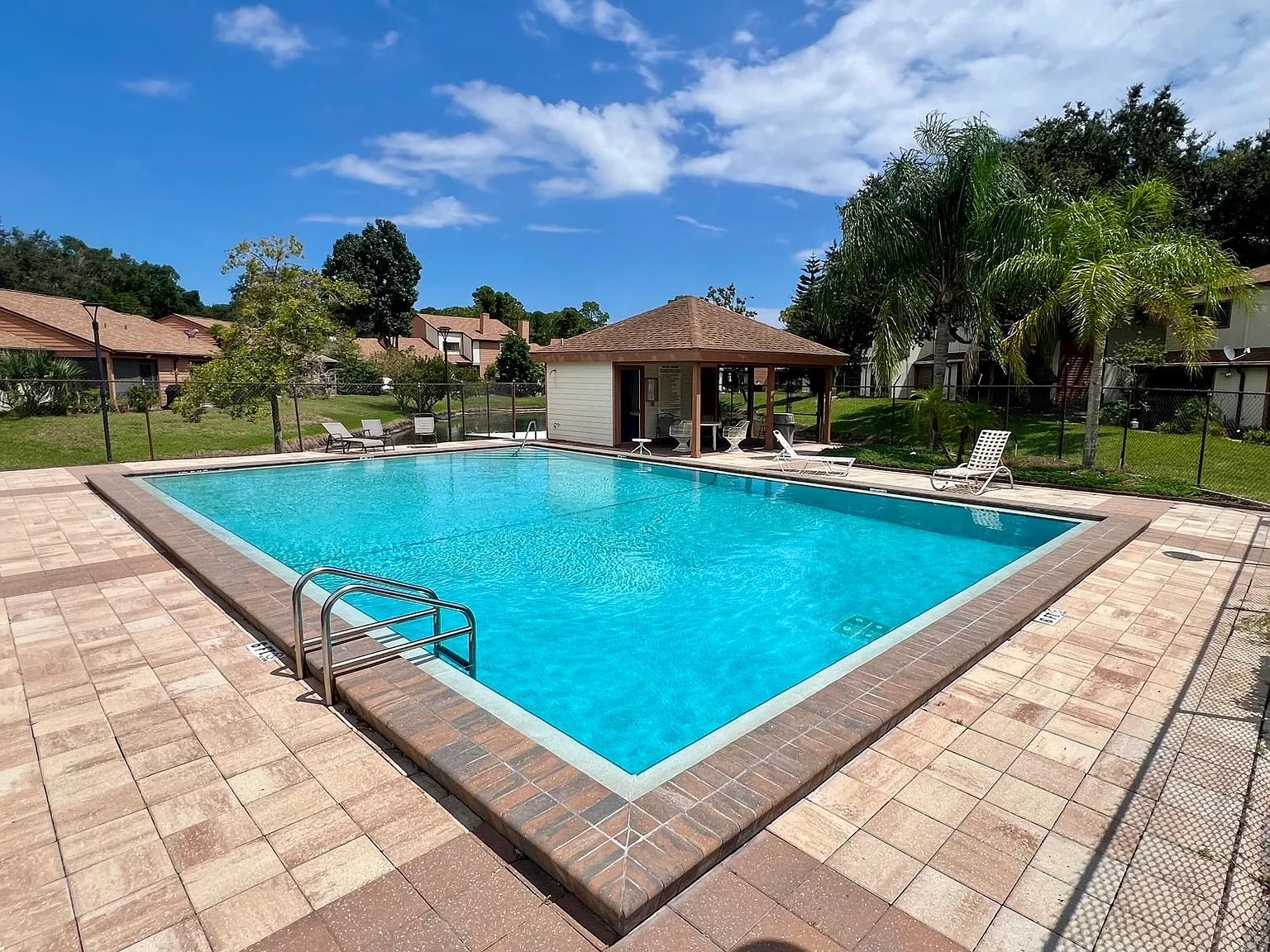 2 bed, $1,895 — Photo 1