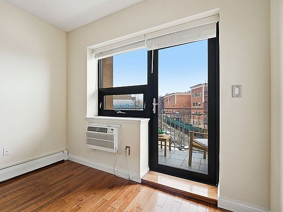 4th image of 456 W 167th St APT 4H