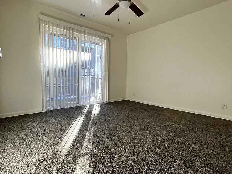 1032 Dayton St #6 — Photo 4