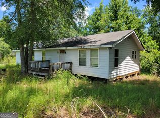 267 Quail Ridge Dr, Adrian, GA 31002