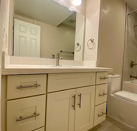 3rd image of 1251 W McKinley Ave #B