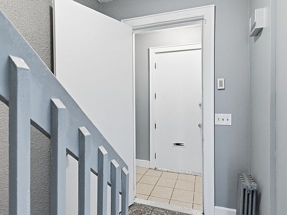 2nd image of 177 William St