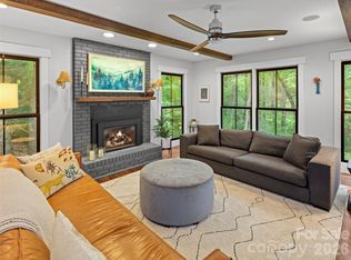 1130 New Castle Ct, Asheville, NC 28803