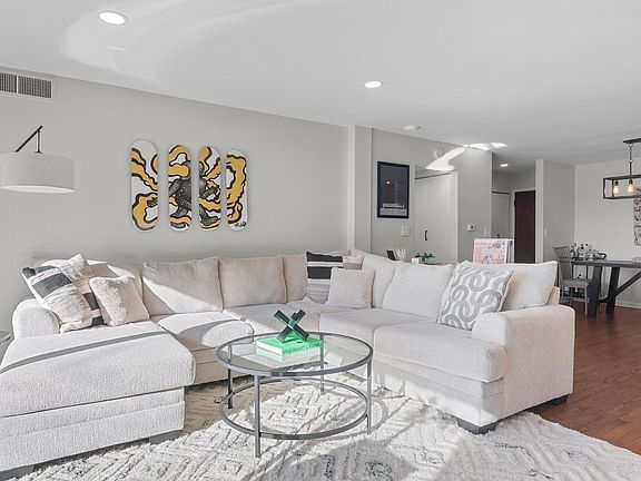5th image of 2046 Saint Johns Ave APT 4G