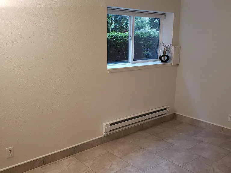 2322 Hoyt Ave #1 — Photo 12