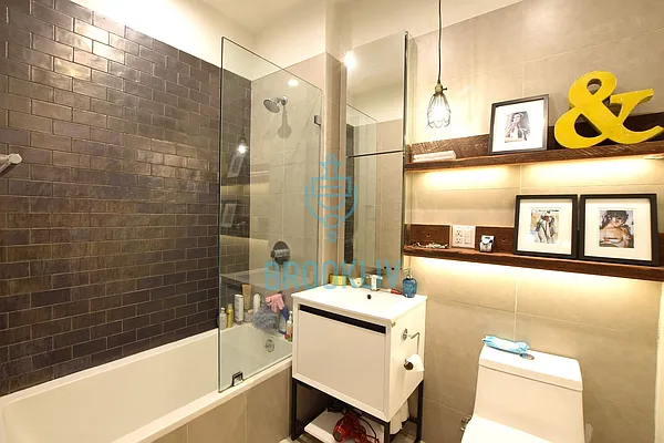 Rented by null | media 41