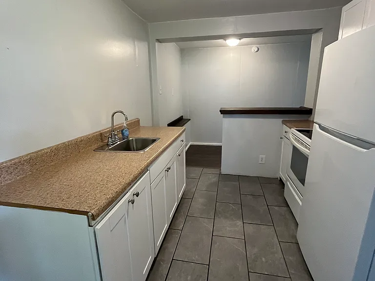 side entrance into kitchen
