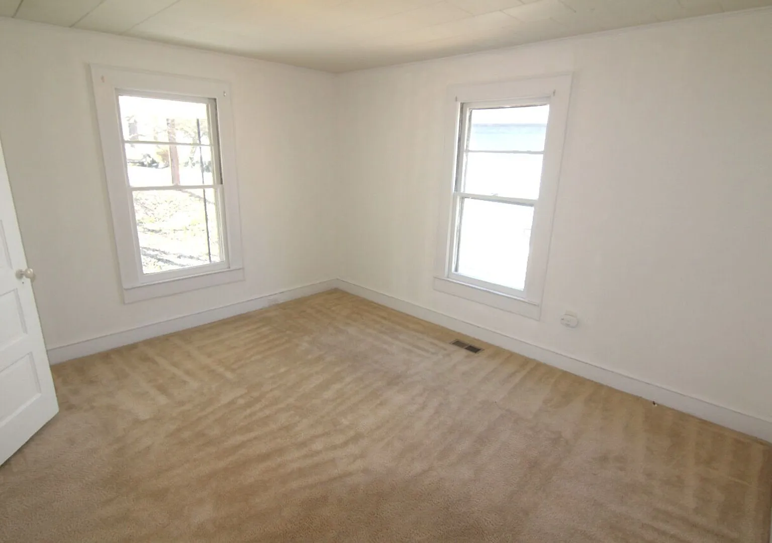 Fantastic bungalow in the heart of Kannapolis — Photo 4
