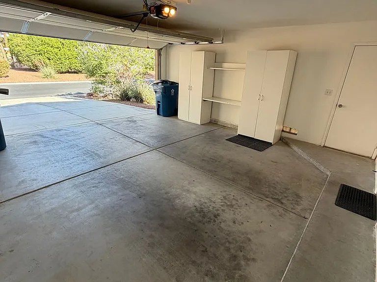 5408 Cove Point Dr — Photo 31