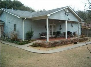 1839 Woodlawn Ave, Yazoo City, MS 39194