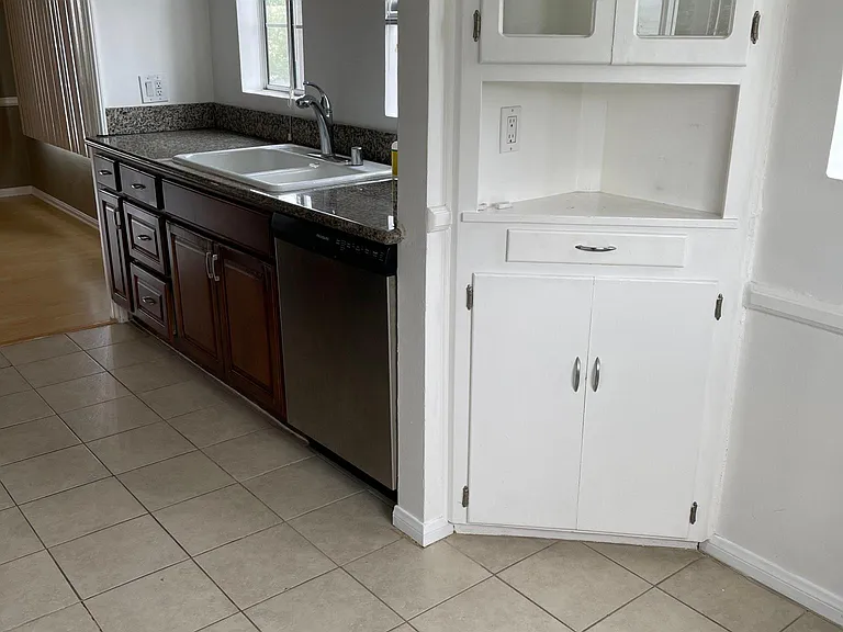 8520 Horner St — Photo 5