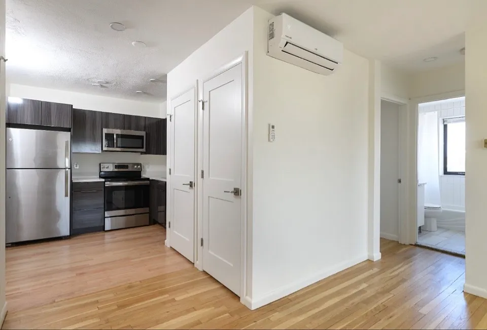 205 Hillside St #4