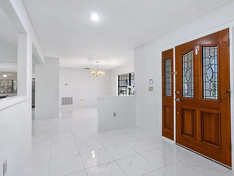 1756 Cottonwood Trl — Photo 4