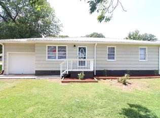 930 Brooklane Dr, Bessemer, AL 35023