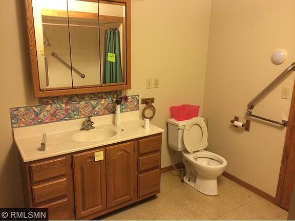 5th image of 23162 Butterfield Dr NW