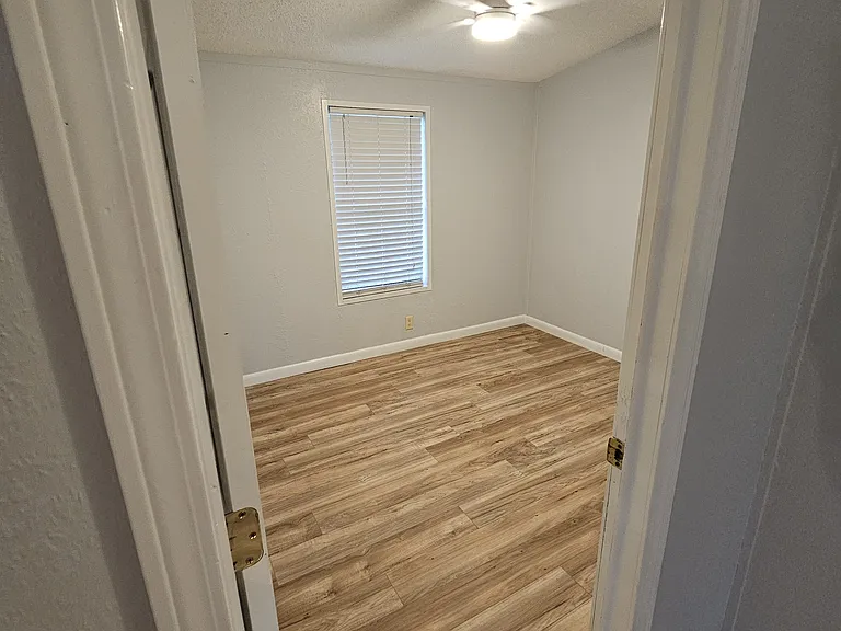 12934 Back Bay Ave — Photo 12