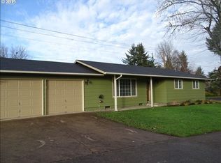 2400 Jeppesen Acres Rd, Eugene, OR 97401