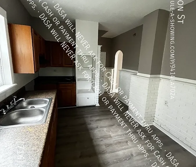 32 Stanton St — Photo 12