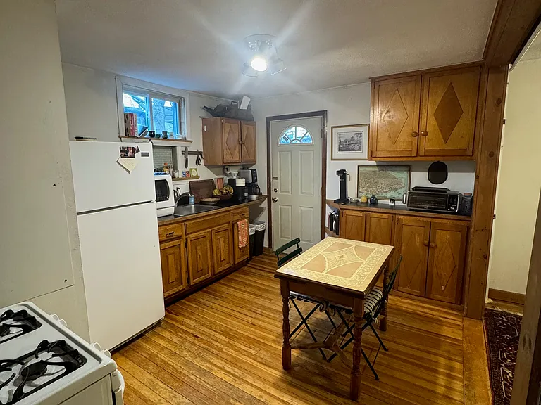 291 Columbia St #3 — Photo 7
