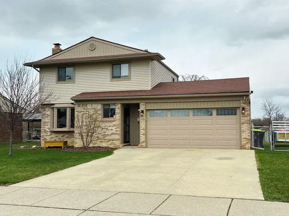 45284 Spagnuolo Rd, Macomb, MI 48044