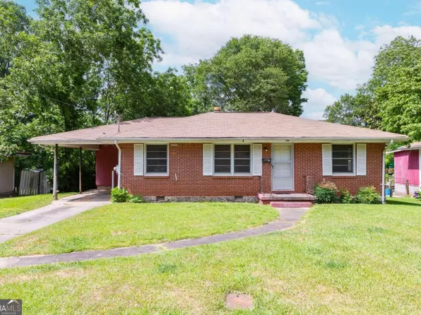 790 Spring Valley Dr, Forest Park, GA 30297