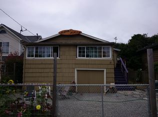 2718 57th Ave SW, Seattle, WA 98116