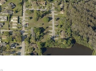 Riverdale Shores Villas C E, Fort myers, FL 33905