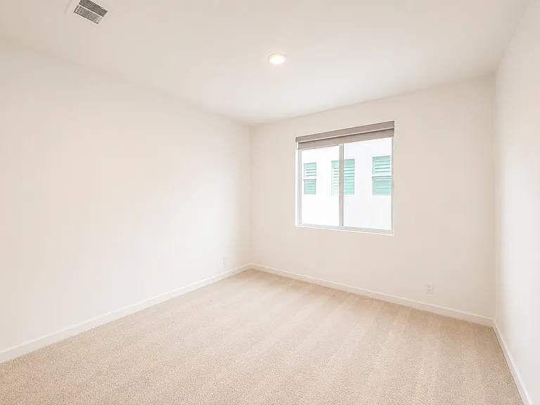 586 Gateway Ln — Photo 36